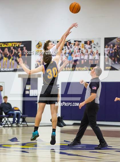 Thumbnail 1 in FR: Taylorsville @ Summit Academy (Sophomore) photogallery.