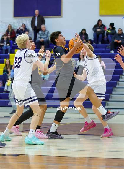 Thumbnail 2 in FR: Taylorsville @ Summit Academy (Sophomore) photogallery.