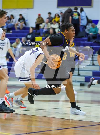 Thumbnail 2 in FR: Taylorsville @ Summit Academy (Sophomore) photogallery.