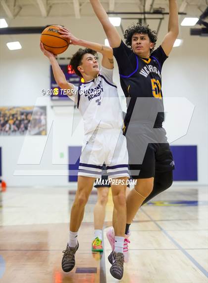 Thumbnail 1 in FR: Taylorsville @ Summit Academy (Sophomore) photogallery.