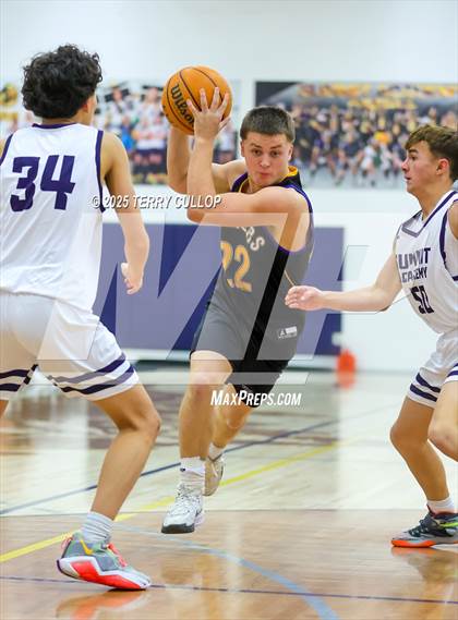 Thumbnail 3 in FR: Taylorsville @ Summit Academy (Sophomore) photogallery.