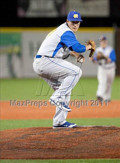 Thumbnail 2 in Newport Central Catholic vs. Beechwood (All A Classic Regional) photogallery.