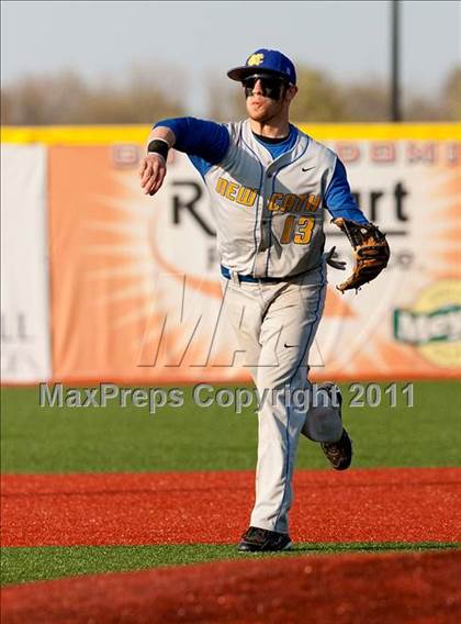 Thumbnail 3 in Newport Central Catholic vs. Beechwood (All A Classic Regional) photogallery.