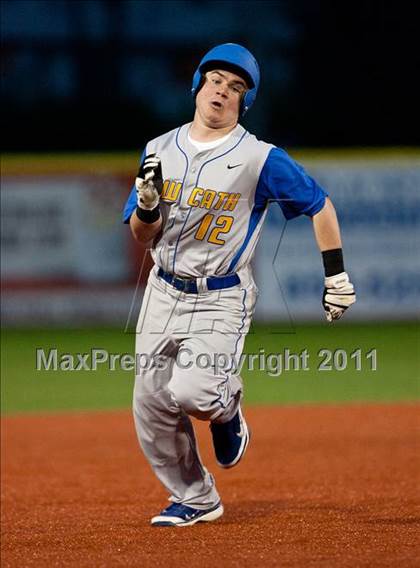 Thumbnail 2 in Newport Central Catholic vs. Beechwood (All A Classic Regional) photogallery.