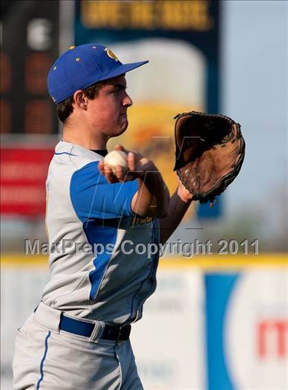 Thumbnail 2 in Newport Central Catholic vs. Beechwood (All A Classic Regional) photogallery.