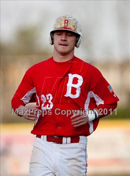 Thumbnail 2 in Newport Central Catholic vs. Beechwood (All A Classic Regional) photogallery.