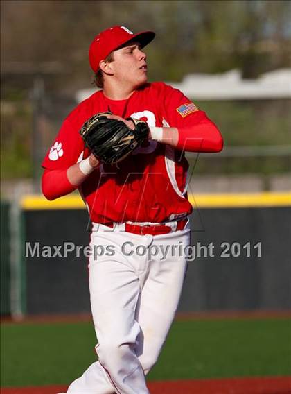 Thumbnail 3 in Newport Central Catholic vs. Beechwood (All A Classic Regional) photogallery.