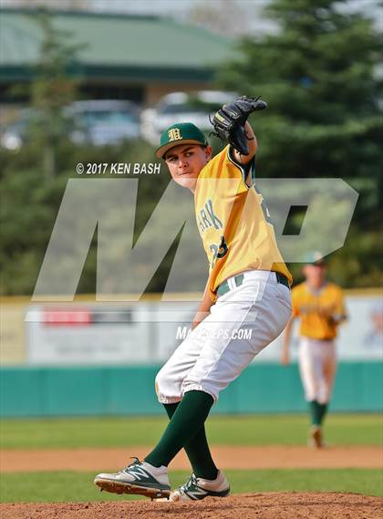 Thumbnail 2 in Camarillo @ Moorpark photogallery.
