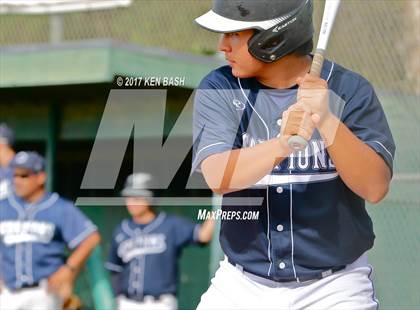 Thumbnail 3 in Camarillo @ Moorpark photogallery.