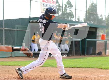 Thumbnail 3 in Camarillo @ Moorpark photogallery.