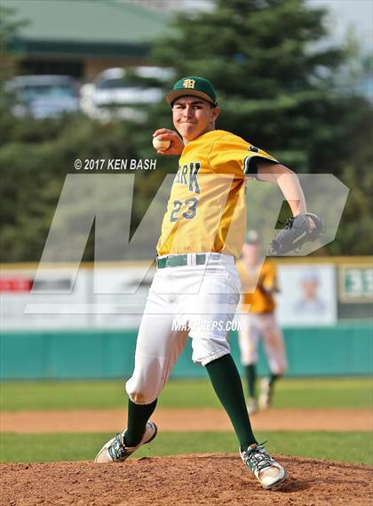 Thumbnail 1 in Camarillo @ Moorpark photogallery.