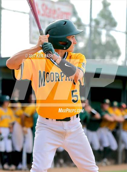 Thumbnail 1 in Camarillo @ Moorpark photogallery.