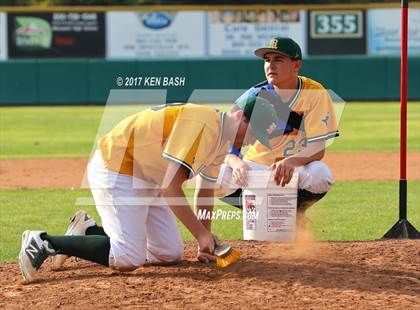 Thumbnail 1 in Camarillo @ Moorpark photogallery.