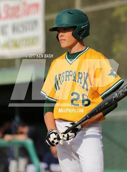 Thumbnail 2 in Camarillo @ Moorpark photogallery.