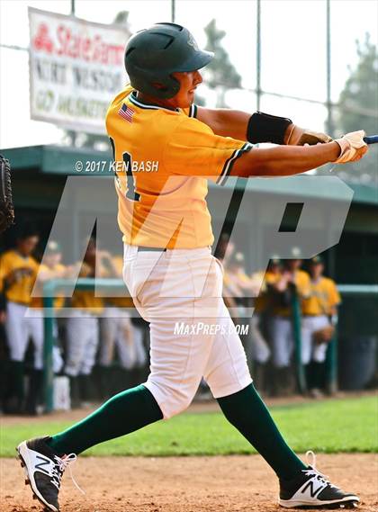Thumbnail 3 in Camarillo @ Moorpark photogallery.