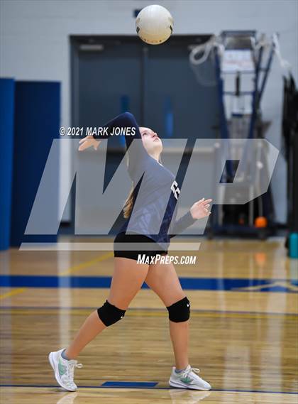 Thumbnail 2 in North Valley Christian Academy vs. Anthem Prep photogallery.