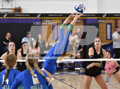 Thumbnail 3 in Branson vs. Lone Peak (Durango Fall Classic) photogallery.