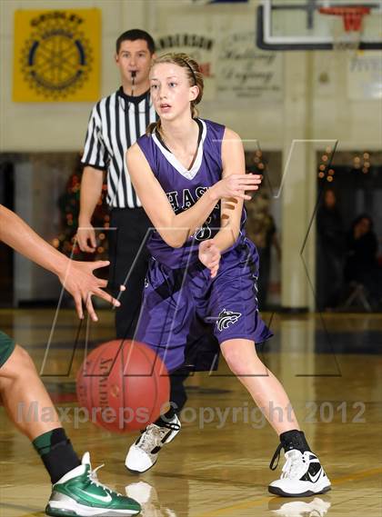 Thumbnail 3 in Shasta vs. Fremont (Lady Bulldog Holiday Classic) photogallery.