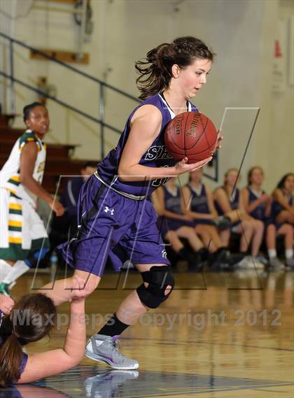 Thumbnail 1 in Shasta vs. Fremont (Lady Bulldog Holiday Classic) photogallery.