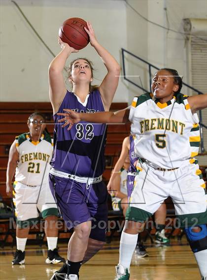 Thumbnail 2 in Shasta vs. Fremont (Lady Bulldog Holiday Classic) photogallery.