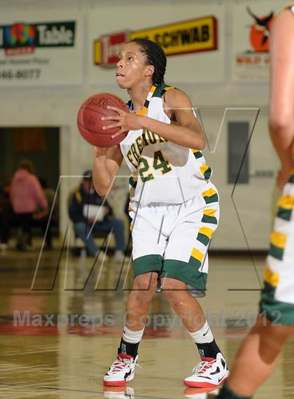 Thumbnail 3 in Shasta vs. Fremont (Lady Bulldog Holiday Classic) photogallery.
