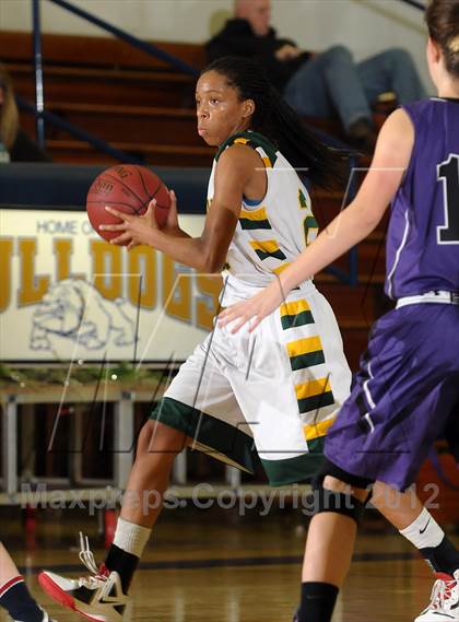 Thumbnail 2 in Shasta vs. Fremont (Lady Bulldog Holiday Classic) photogallery.