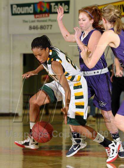 Thumbnail 3 in Shasta vs. Fremont (Lady Bulldog Holiday Classic) photogallery.