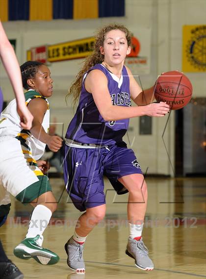 Thumbnail 1 in Shasta vs. Fremont (Lady Bulldog Holiday Classic) photogallery.