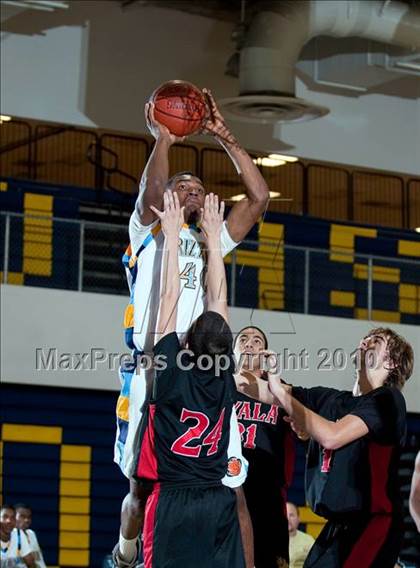 Thumbnail 3 in Ayala vs Los Osos (MLK I Have A Dream Classic) photogallery.