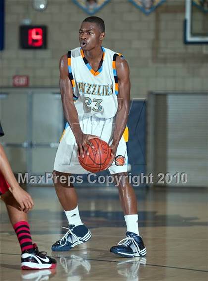 Thumbnail 2 in Ayala vs Los Osos (MLK I Have A Dream Classic) photogallery.