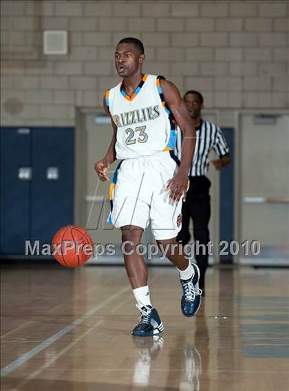 Thumbnail 2 in Ayala vs Los Osos (MLK I Have A Dream Classic) photogallery.