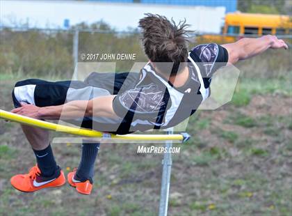 Thumbnail 3 in NMAA 2A District 5 Meet photogallery.