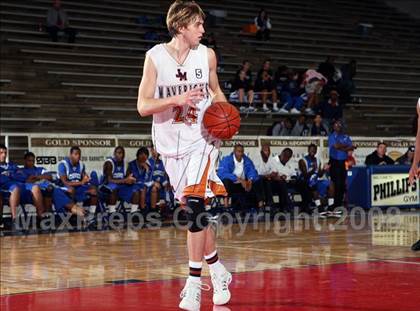 Thumbnail 3 in Madison vs. Chavez (McDonald's Texas Invitational) photogallery.