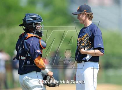 Thumbnail 1 in Evanston vs Oak Park-River Forest (IHSA Class 4A Sectional Final) photogallery.
