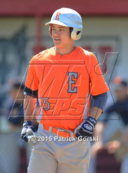 Thumbnail 1 in Evanston vs Oak Park-River Forest (IHSA Class 4A Sectional Final) photogallery.
