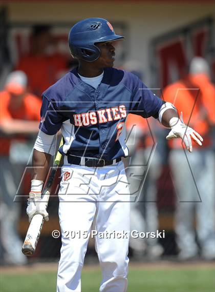 Thumbnail 2 in Evanston vs Oak Park-River Forest (IHSA Class 4A Sectional Final) photogallery.