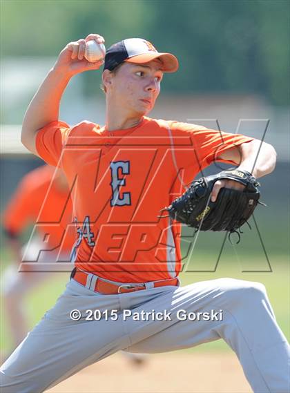 Thumbnail 2 in Evanston vs Oak Park-River Forest (IHSA Class 4A Sectional Final) photogallery.