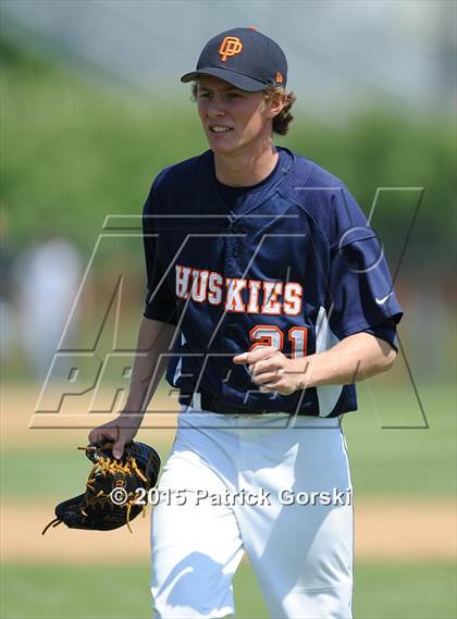 Thumbnail 1 in Evanston vs Oak Park-River Forest (IHSA Class 4A Sectional Final) photogallery.