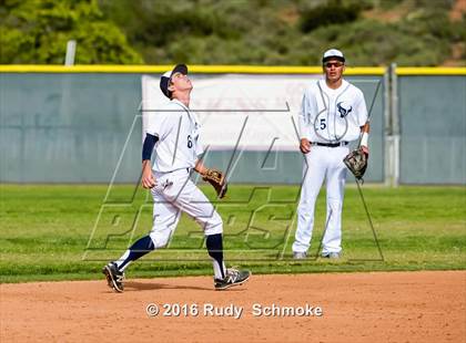 Thumbnail 1 in Silverado @ La Costa Canyon photogallery.