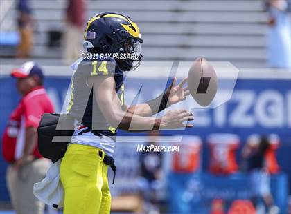 Thumbnail 3 in National Football Foundation All-Star Classic - NYC vs Long Island (1st half photos) photogallery.