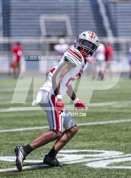 Thumbnail 3 in National Football Foundation All-Star Classic - NYC vs Long Island (1st half photos) photogallery.