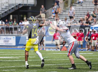 Thumbnail 3 in National Football Foundation All-Star Classic - NYC vs Long Island (1st half photos) photogallery.