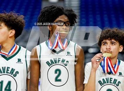 Thumbnail 3 in Meyer vs. Herne (UIL Basketball 2A D1 Final) photogallery.