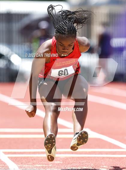 Thumbnail 3 in VHSL T&F State Championships - Class 5/6 (Triple Jump) photogallery.