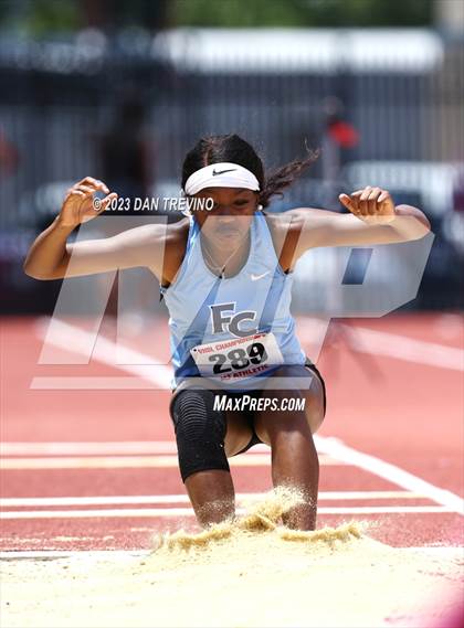 Thumbnail 2 in VHSL T&F State Championships - Class 5/6 (Triple Jump) photogallery.
