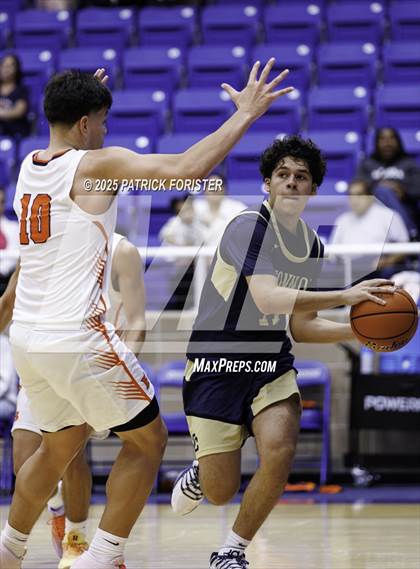 Thumbnail 3 in O'Connor @ Brandeis photogallery.