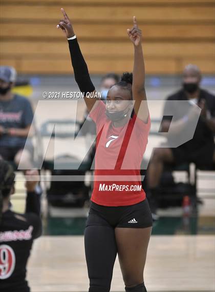 Thumbnail 3 in Lakewood vs. Cathedral Catholic (Dave Mohs Tournament) photogallery.