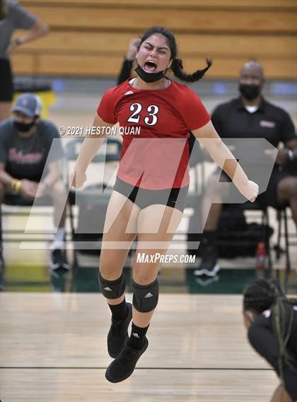 Thumbnail 2 in Lakewood vs. Cathedral Catholic (Dave Mohs Tournament) photogallery.