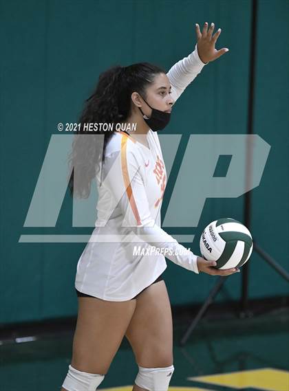 Thumbnail 1 in Lakewood vs. Cathedral Catholic (Dave Mohs Tournament) photogallery.