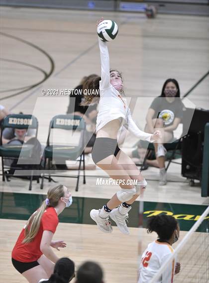 Thumbnail 3 in Lakewood vs. Cathedral Catholic (Dave Mohs Tournament) photogallery.